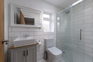 Ensuite to Bedroom Four - click for photo gallery
